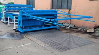 ইস্পাত ওয়্যার মেশ ওয়েল্ডিং মেশিন